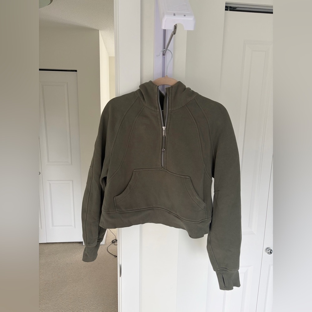 Lululemon Scuba Half Zip - Picture 3 of 5